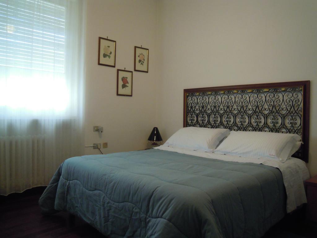 Colle Moro - B&B Villa Maria Citta Sant'Angelo Pokoj fotografie